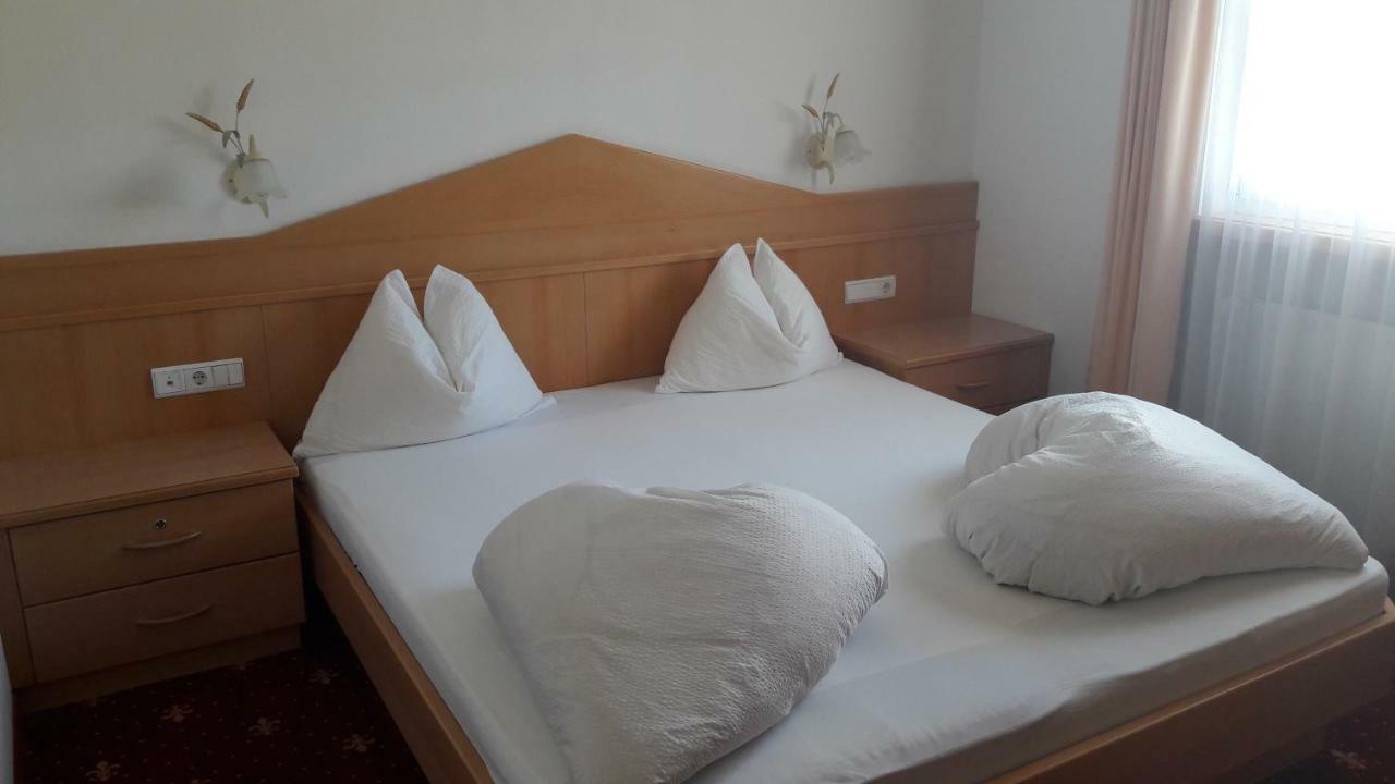 Apartment Residence Volgger Brunico Bagian luar foto